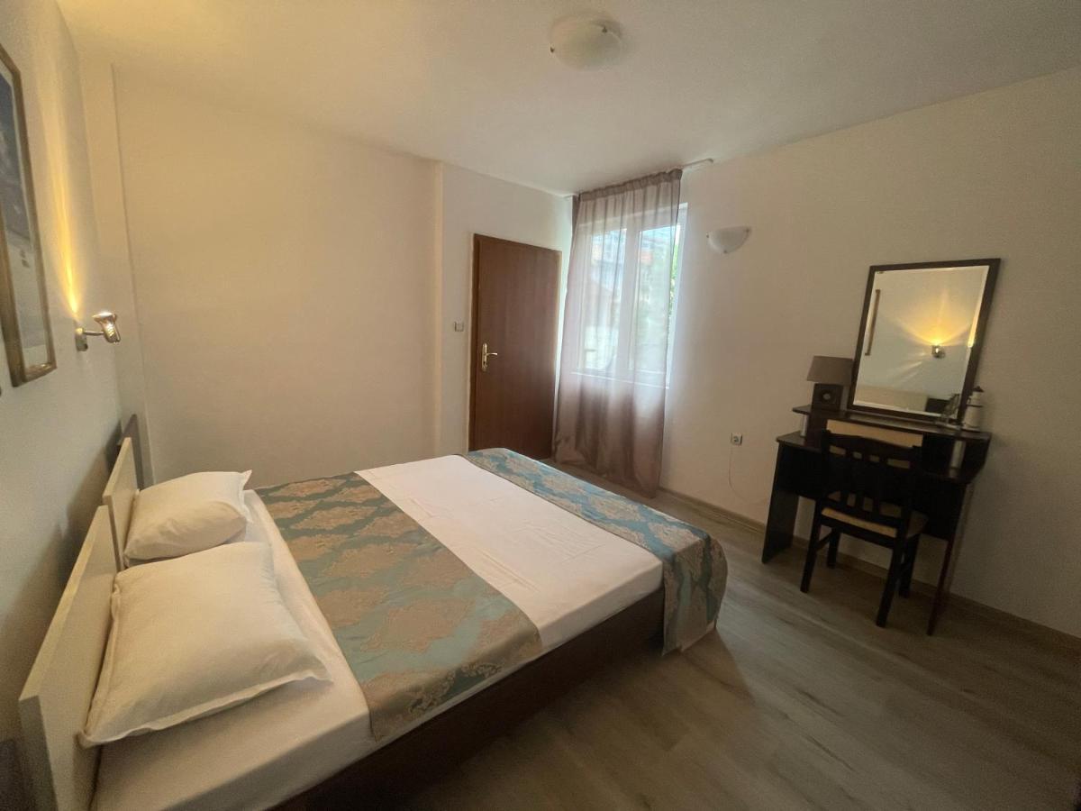 Family Hotel Aqua Равда Екстериор снимка